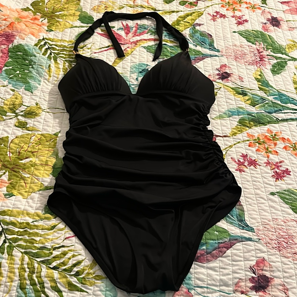 Victoria’s Secret The Forever One Piece